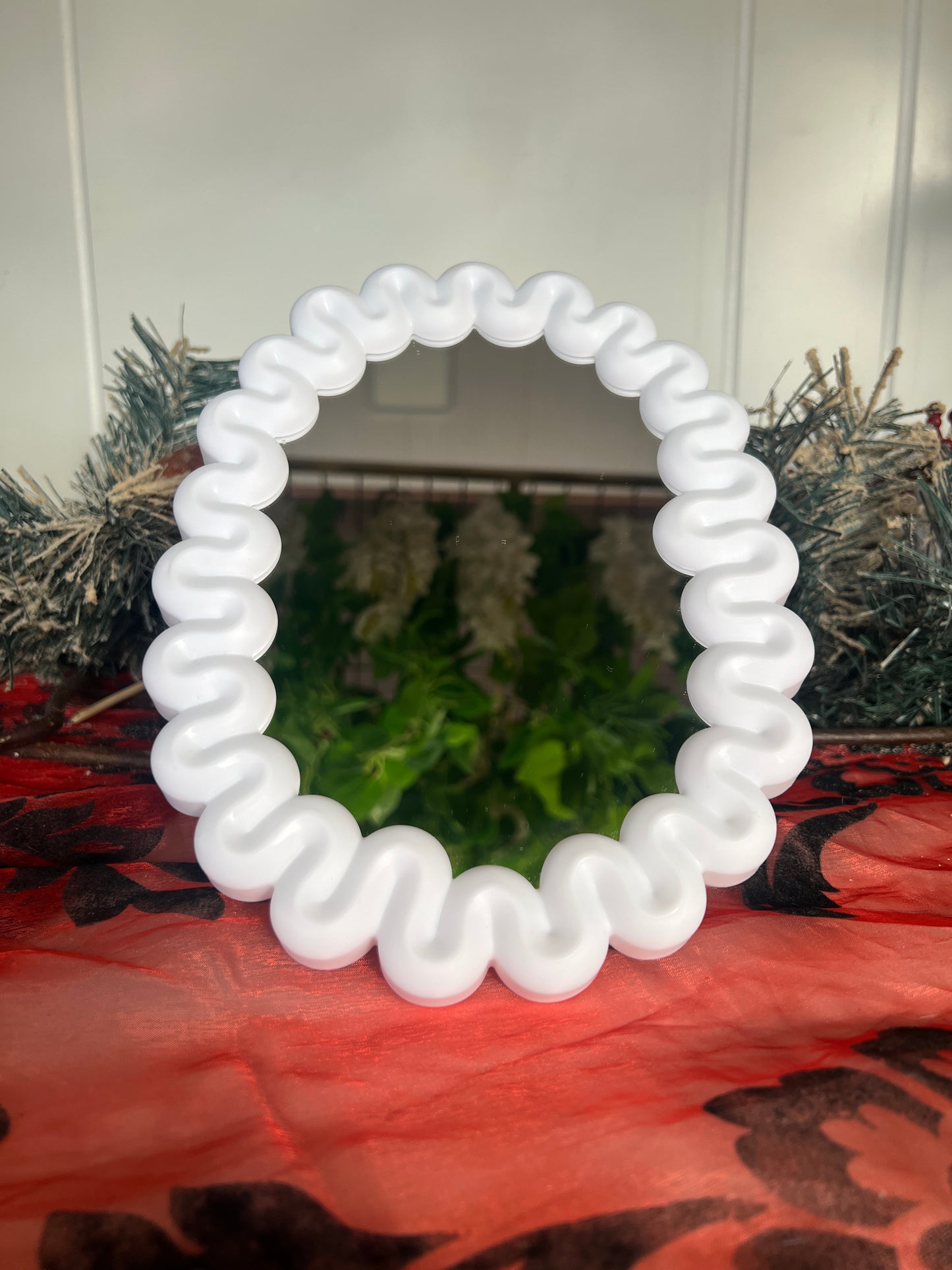 Mirror, White Wavy